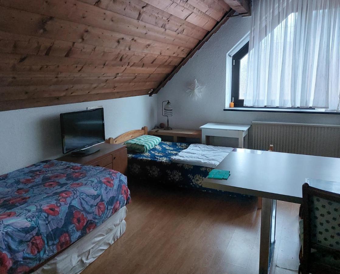 Zimmer Im Landhaus แอร์เคอเลนซ์ ภายนอก รูปภาพ
